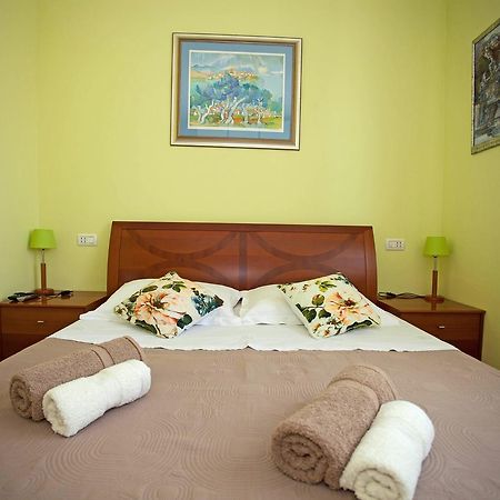 Apartment Pia Rovinj Eksteriør billede