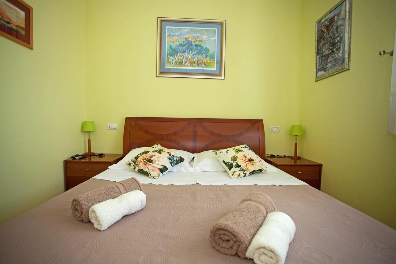 Apartment Pia Rovinj Eksteriør billede