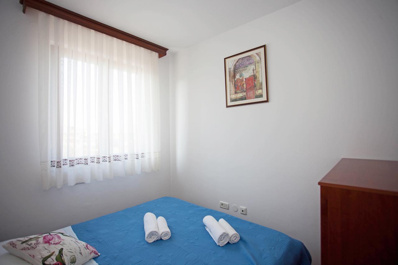 Apartment Pia Rovinj Eksteriør billede